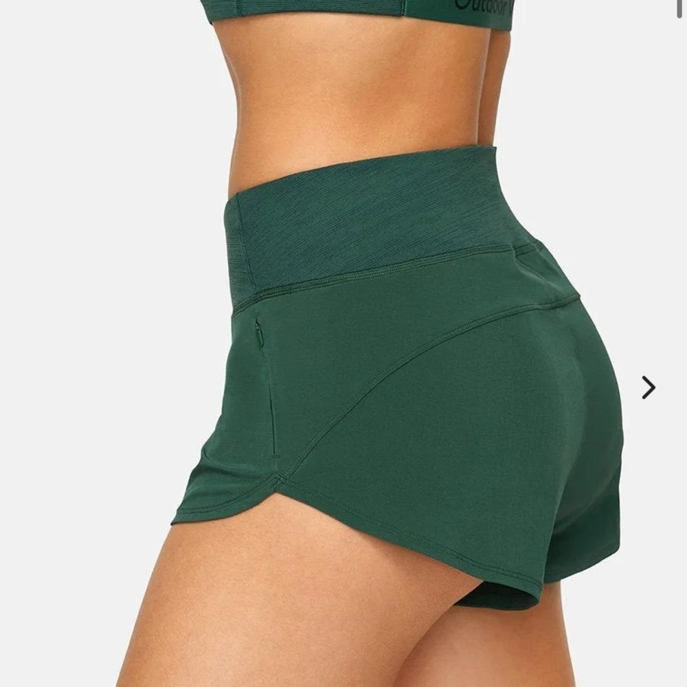 Outdoor Voices Hudson Shorts in Evergreen